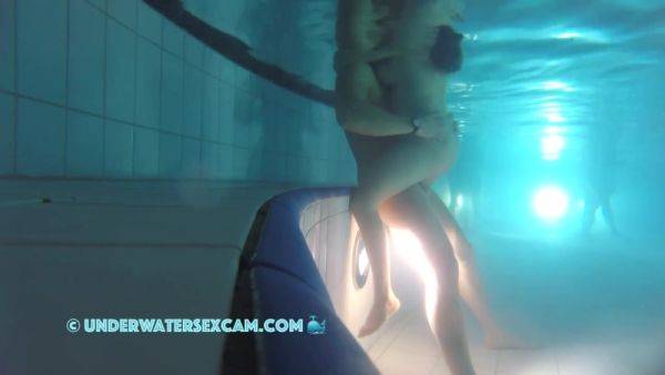 You Should Use Massage Oil Then You Can Get In Better Underwater - hclips.com on poweredporn.com