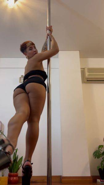 Dancing Pole Dance And Undressing Like Stripper - upornia.com on poweredporn.com