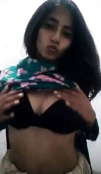 सूट सलवार पहनी पाकी - drtuber.com - India on poweredporn.com