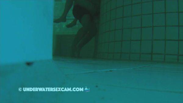 Underwater Sex With Swimming Trunks On Works - hclips.com on poweredporn.com