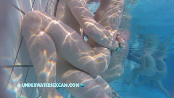 Hot! Couple Starts Underwater Sex - hclips.com on poweredporn.com