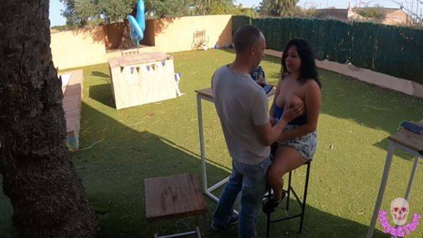 Hot Couple Caught On Camera In A Bar - videomanysex.com - Spain on poweredporn.com