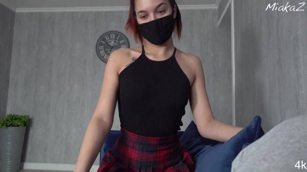 Miakaz - Kæreste Keder Sig Og Besluttede At Sutte Min Pik. Sperm I Munden - upornia.com on poweredporn.com