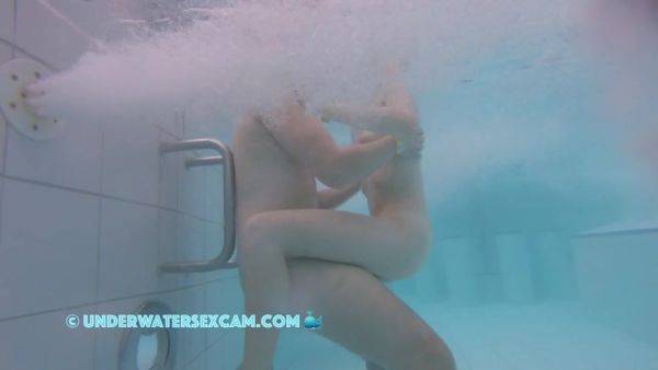 I Think Something Is Happening Down There Between The Two Of Them - hclips.com on poweredporn.com