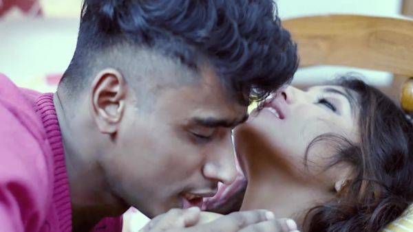 Desi Collage Girl Cheated Her Boyfriend And Fucked In Hotel - upornia.com on poweredporn.com