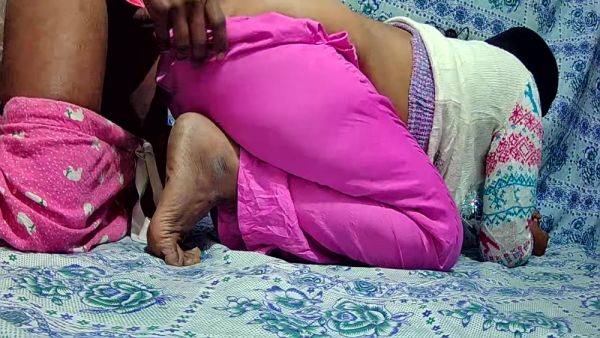 Indian Dasi Maid And Boss Sex In The Office - upornia.com - India on poweredporn.com