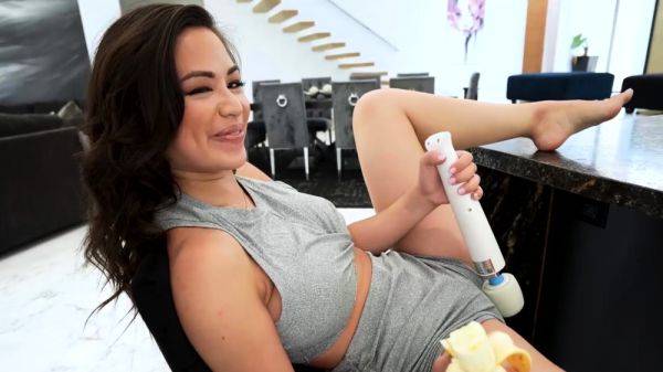 Too Comfortable Scarlett Alexis, Ike Diezel - drtuber.com - Japan on poweredporn.com