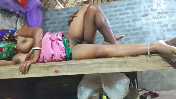 Padosi Chacha Ka Wife Ko Puri Raat Nanga Karke Chudai Ki - hclips.com on poweredporn.com