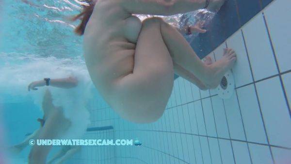 This Lady Knows Exactly What You Can Do With The Jet Stream - hclips.com on poweredporn.com