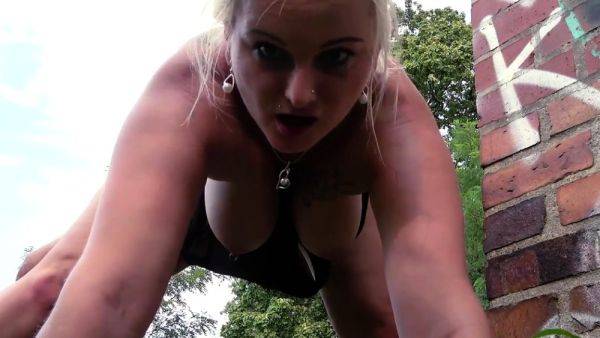 Amateur German mature fucked outdoor - drtuber.com - Germany on poweredporn.com