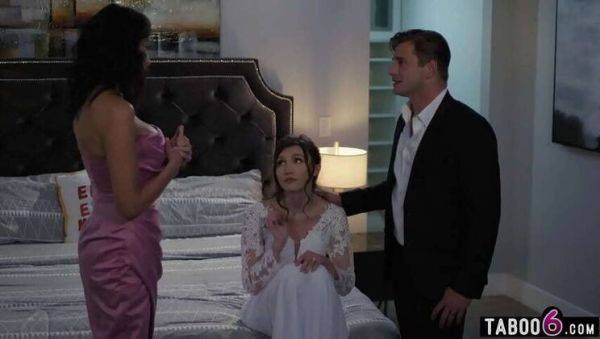 Reagan Foxx: Strict Prenup Demands Husband to Bed Mother-in-Law - veryfreeporn.com on poweredporn.com