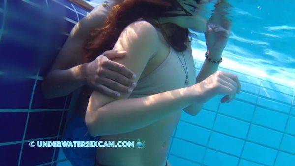 Sexy Girl In Bikini With Her Horny Boyfriend - hclips.com on poweredporn.com