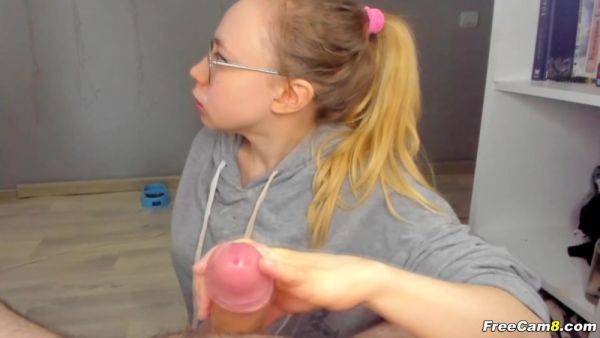 Cock Hungry Blonde Babe Deep Sucking Dick - sunporno.com on poweredporn.com