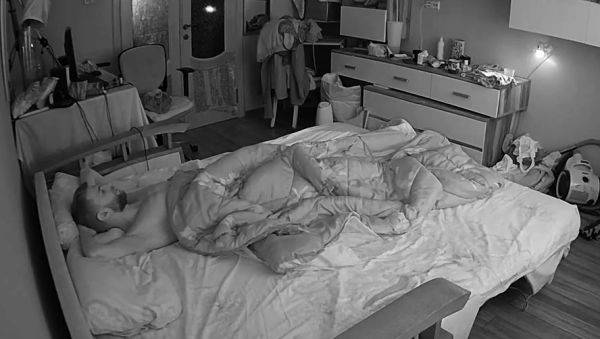 Stunning brunette hardcore on cam - drtuber.com on poweredporn.com