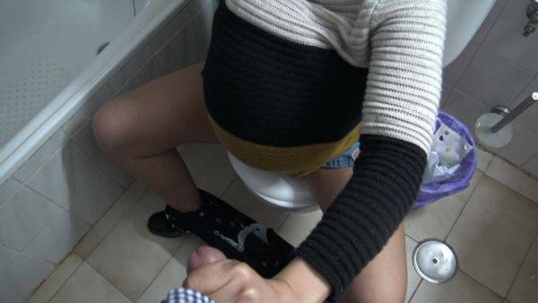 Horny Stepson Wanted To See How I Piss From My Pregnant Pussy - hclips.com on poweredporn.com