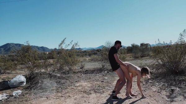Sex On The Side Of The Road In The Desert - hclips.com - Usa on poweredporn.com