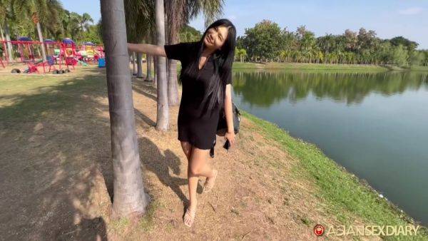 Huge Tit Asian Girl Left Leaking In Cum - videomanysex.com on poweredporn.com