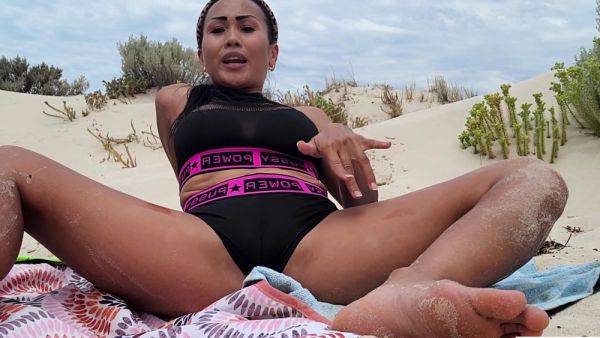 Nasty Thai MILF masturbating and sucking - drtuber.com - Thailand on poweredporn.com