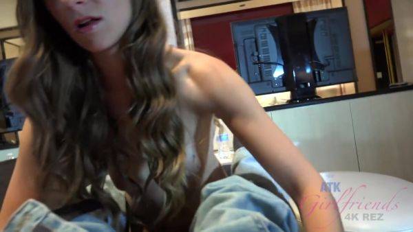 Virtual Vacation In Las Vegas With Cassidy Klein 2/3 - hotmovs.com on poweredporn.com