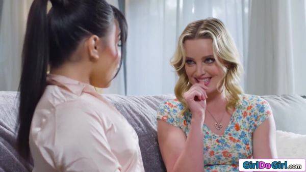 My coworker rubs one out on my homevideo just like I planned - hotmovs.com on poweredporn.com