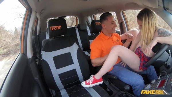 Exciting Tart Heart-stopping Sex Video - videomanysex.com on poweredporn.com