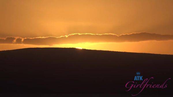 Virtual Vacation In Hawaii With Nina North Part 6 - hotmovs.com - Usa on poweredporn.com