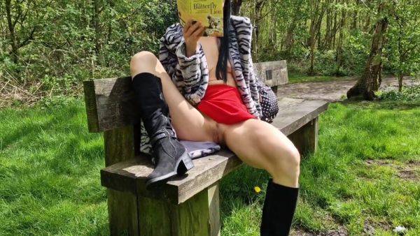 No Panties In Public Park - upornia.com on poweredporn.com