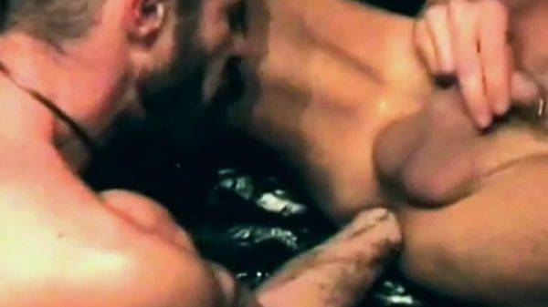 German gaydaddy fists cocksucking BF - drtuber.com - Germany on poweredporn.com