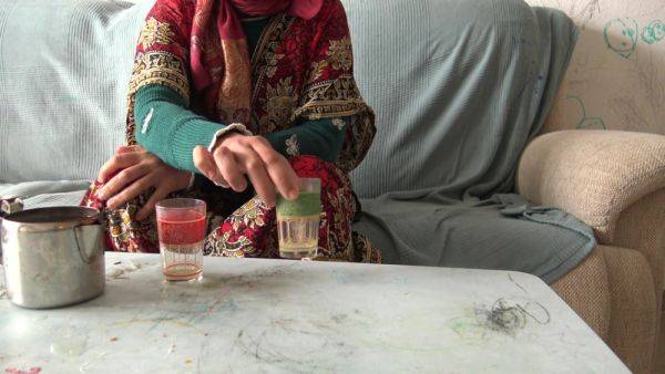 Kurt Temizlikci Istanbulda Afrikalı Siyahi Bir Adamla Aldatıyor - Turk Porno Turbanli Sex - desi-porntube.com - India - Turkey on poweredporn.com