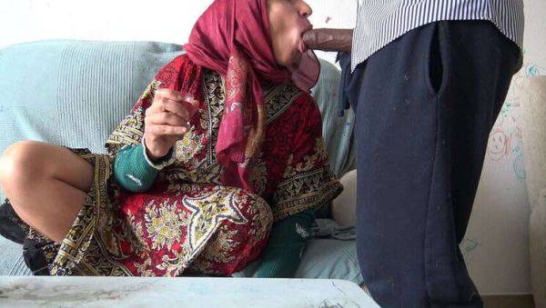 A Divorced Turkish Muslim Woman Rents to a Black Immigrant in London - porntry.com - Britain - Turkey on poweredporn.com