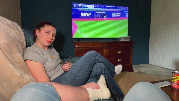 Je Baise Mon Beau Pere Pendant Que Ma Mere Est Parti Faire Les Courses - upornia.com - France on poweredporn.com