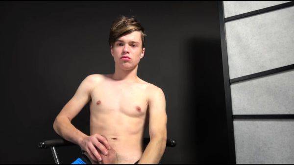 Jean Gilliam Webcam Solo - drtuber.com on poweredporn.com