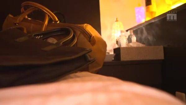 08595,Woman writhing in lewd play - hclips.com - Japan on poweredporn.com