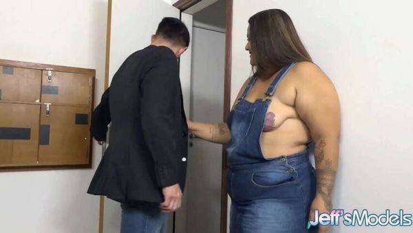 Latina BBW Mary Butterfly: A Big Booty Blowjob & Anal Creampie - veryfreeporn.com on poweredporn.com