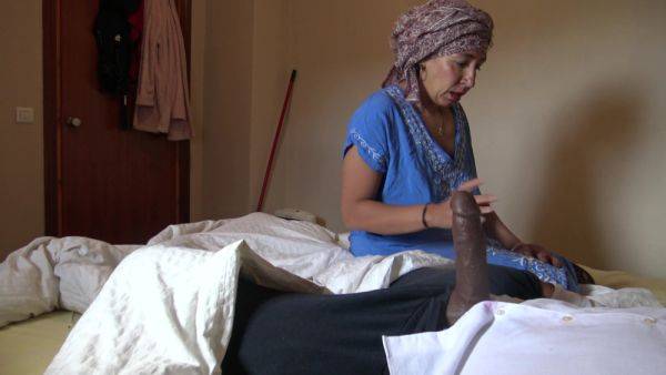 Turkish Lady Is Shocked !!! I Take Out My Cock In My Hotel Room - upornia.com - Turkey on poweredporn.com