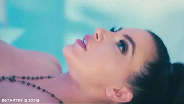 Korina Kova: Robot Mom & Family Service Makeovers with Dildo Action - xxxfiles.com on poweredporn.com