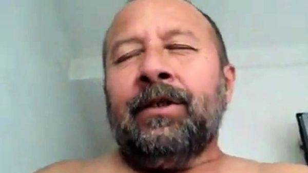 Abuelo jodiendo - drtuber.com on poweredporn.com