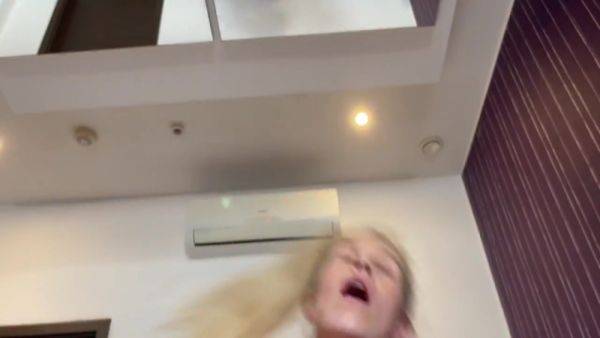 Nela Decker In Unconventional In The Reflection Of The Mirror With - hotmovs.com on poweredporn.com