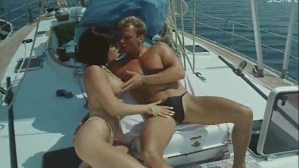 The Warm Daily Instincts - upornia.com - Italy on poweredporn.com