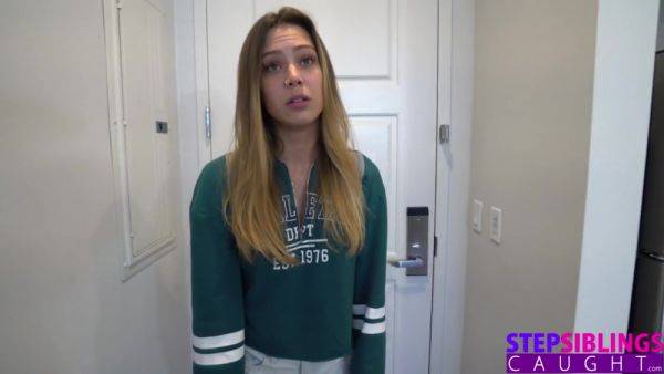 To Step Skinny Women Porn Sis Youre In My Bed, I Get Horny In The Mornings - videomanysex.com on poweredporn.com