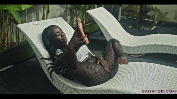 109 Hot Ebony From Africa Twerking - tubepornclassic.com on poweredporn.com