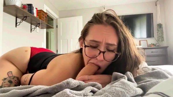 Divinebabe - Mommy is Horny - drtuber.com on poweredporn.com