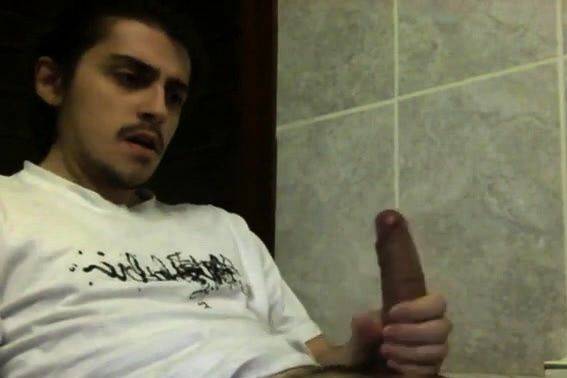 Wanking, selfsucking and getting cum load in mouth - drtuber.com on poweredporn.com