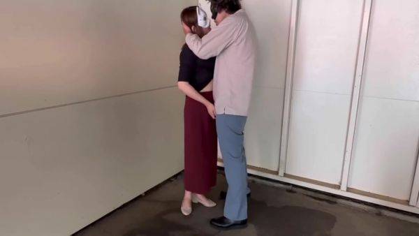 A Married Woman Who Asks For Sex Even In The Parking Lot Of A Hotel - hotmovs.com - Japan on poweredporn.com