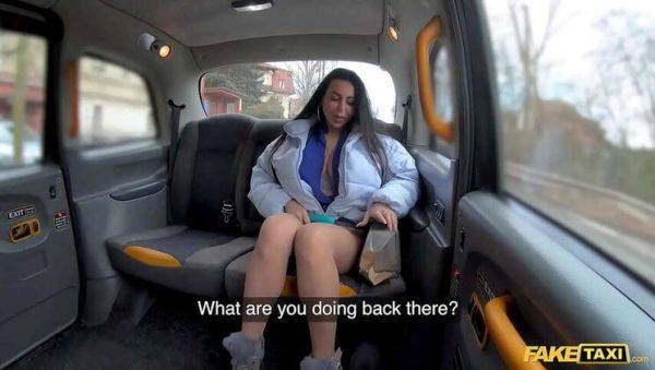 Phony Cab Driving into MILF's Backdoor - xxxfiles.com on poweredporn.com