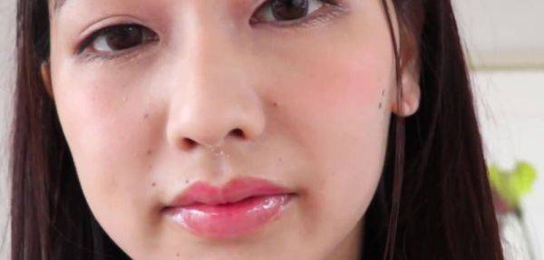 Chinatsu-chan is at the age where she wants to stretch herself a little - inxxx.com - Japan on poweredporn.com