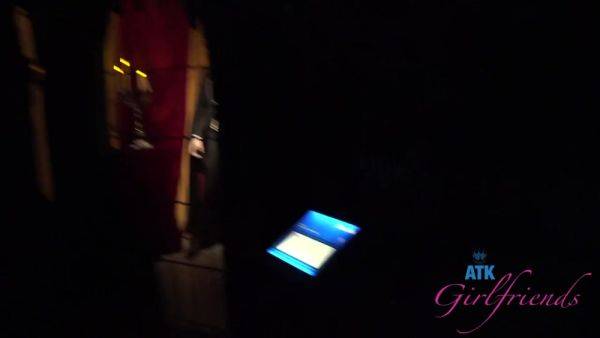 Virtual Date With Alex Coal At Wax And Selfies Museums - hotmovs.com on poweredporn.com