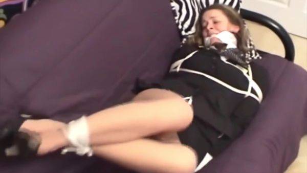 Struggling Stewardess - hclips.com on poweredporn.com