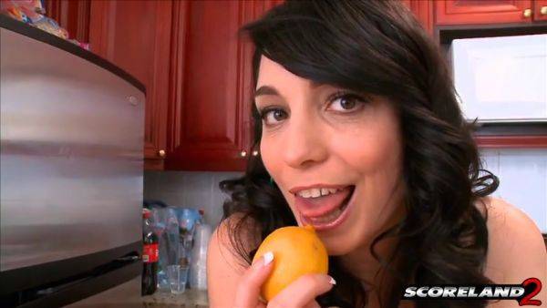 Michelle's melons - hotmovs.com on poweredporn.com