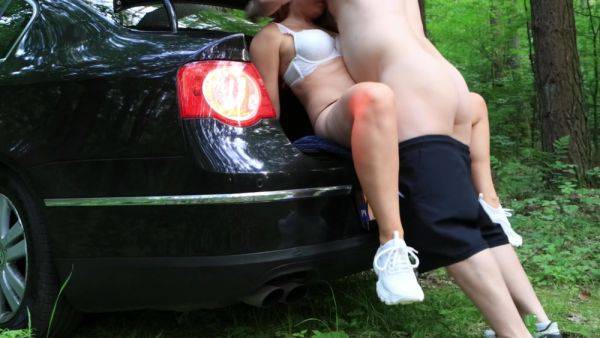 A Beauty Caught Masturbating Fucks A Stranger Right Next To The Car - hclips.com on poweredporn.com
